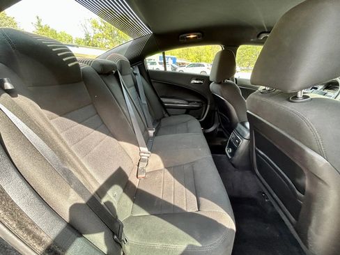 Used 2012 Dodge Charger SE image 15