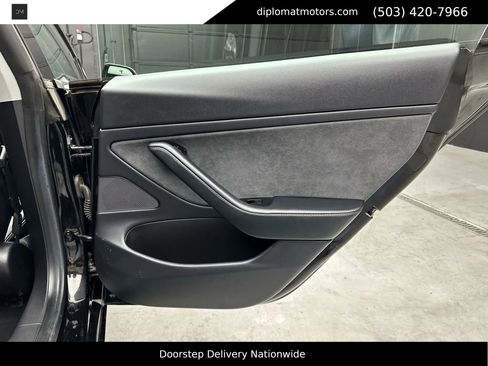 Used 2019 Tesla Model 3 Long Range image 34