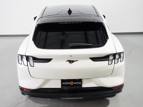 Used 2022 Ford Mustang Mach-E Premium image 7