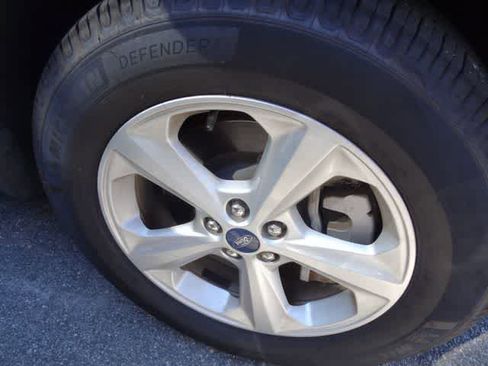Used 2021 Ford Edge SE FWD image 15