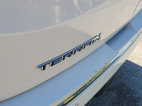 Used 2018 GMC Terrain Denali image 11