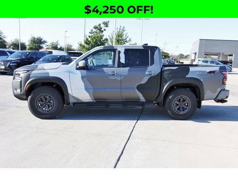 New 2026 Nissan Frontier PRO-4X w/ Tow Package image 5