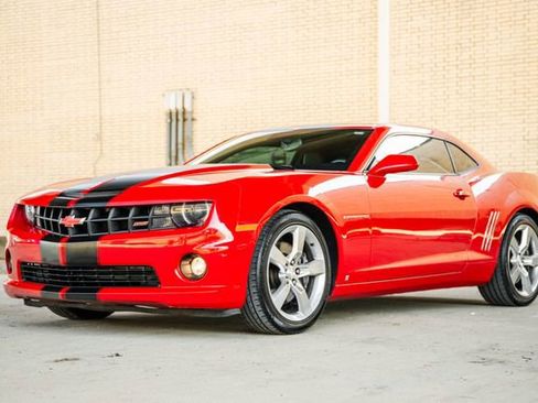 Used 2010 Chevrolet Camaro SS w/ RS Package image 38