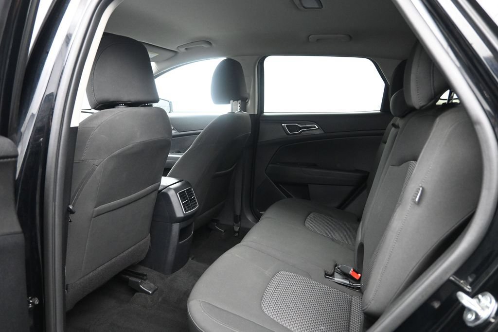 Used 2025 Kia Sportage LX AWD/4WD image 20