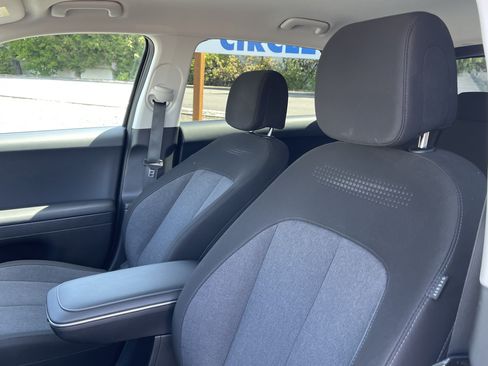 Certified 2024 Hyundai Ioniq 5 SE AWD/4WD image 17
