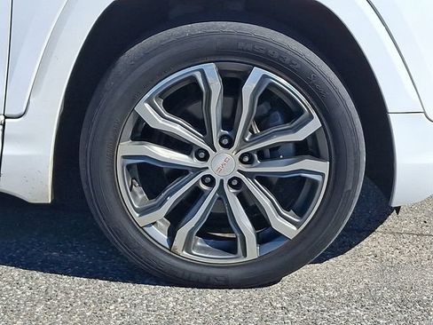 Used 2018 GMC Terrain Denali w/ Comfort Package AWD/4WD image 28