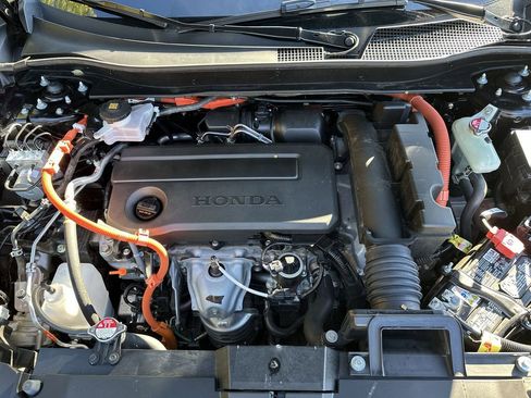 Used 2025 Honda CR-V Sport-L image 18