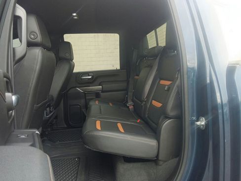 Used 2021 GMC Sierra 2500 AT4 w/ AT4 Premium Plus Package AWD/4WD image 30