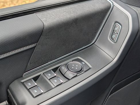 New 2025 Ford F150 XLT w/ Equipment Group 301A Standard image 24