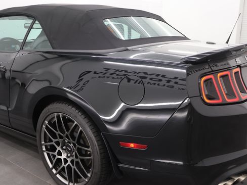 Used 2014 Ford Mustang Shelby GT500 RWD image 28