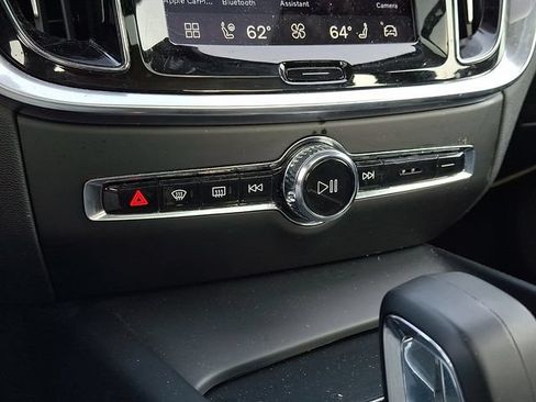 Used 2023 Volvo S60 B5 Core w/ Climate Package FWD image 16