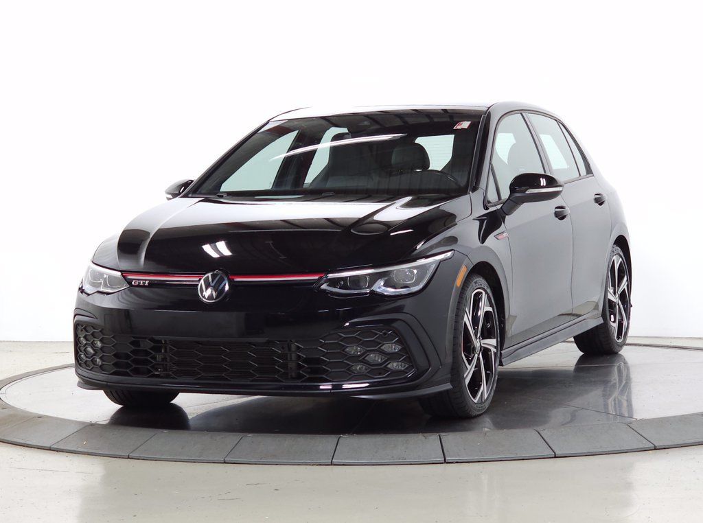 Used 2024 Volkswagen GTI SE FWD image 3