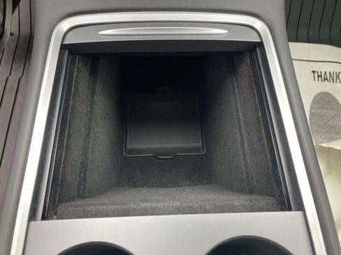 Used 2023 Tesla Model Y Long Range image 29