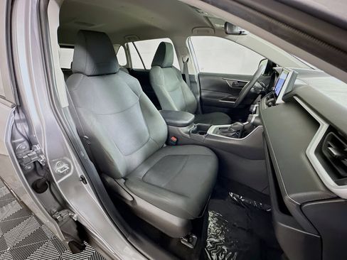 Used 2024 Toyota RAV4 LE image 27