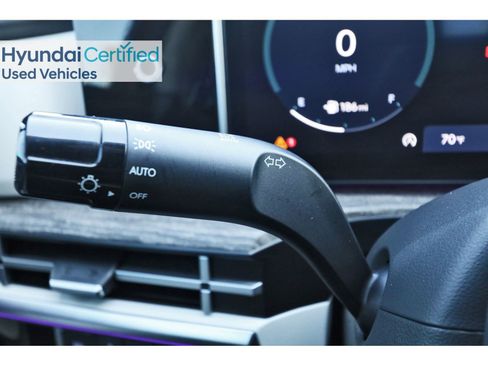 Used 2025 Hyundai Santa Fe Calligraphy image 21