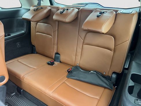 Certified 2023 Nissan Pathfinder Platinum w/ Lighting Package (N93) image 12