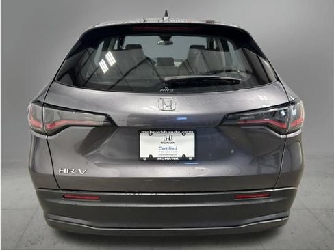 Certified 2024 Honda HR-V LX image 5
