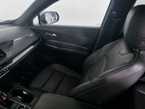 Used 2024 Cadillac XT4 Premium Luxury AWD/4WD image 22