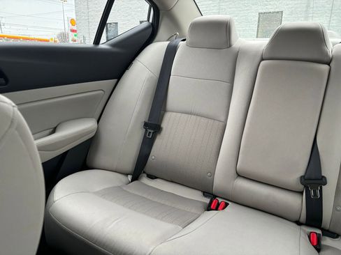 Used 2025 Nissan Altima 2.5 SV image 38