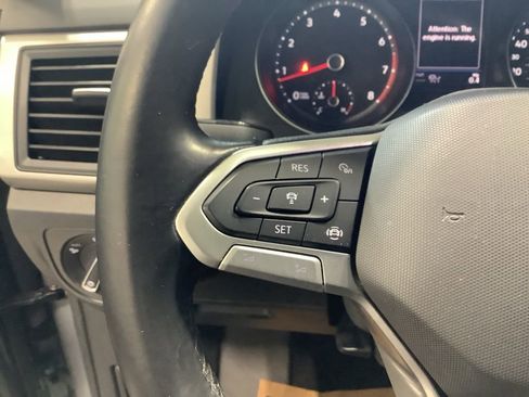 Used 2021 Volkswagen Atlas SE w/ Panoramic Sunroof Package image 16