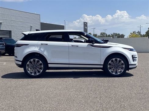 Used 2025 Land Rover Range Rover Evoque Dynamic SE image 16