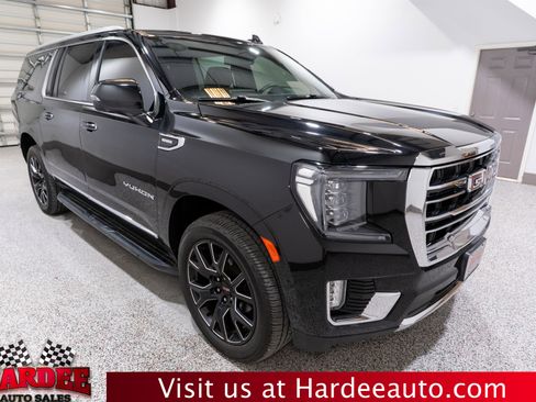 Used 2023 GMC Yukon XL SLT w/ SLT Luxury Package AWD/4WD image 6