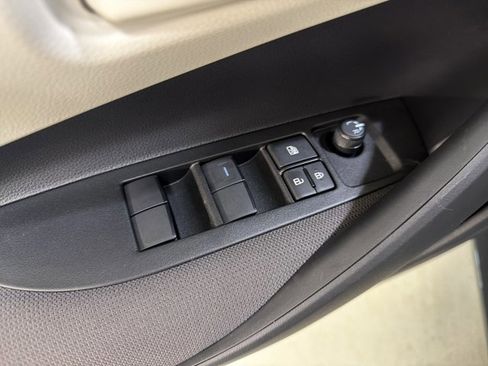 Used 2026 Toyota Corolla LE FWD image 18