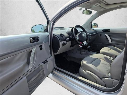 Used 2002 Volkswagen Beetle GLX FWD image 19