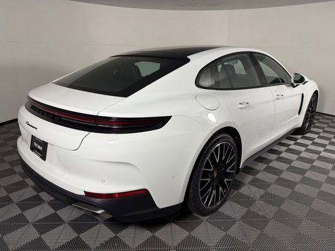 New 2025 Porsche Panamera image 7