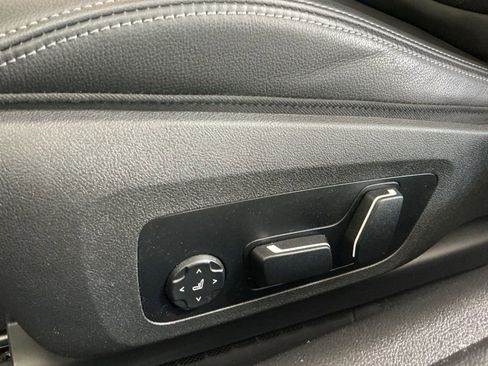 Certified 2025 BMW M440i Coupe w/ Premium Package image 22