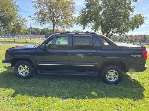 Used 2004 Chevrolet Avalanche 4x4 image 31