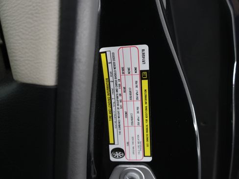 Used 2020 Chrysler Pacifica Touring-L Plus FWD image 63