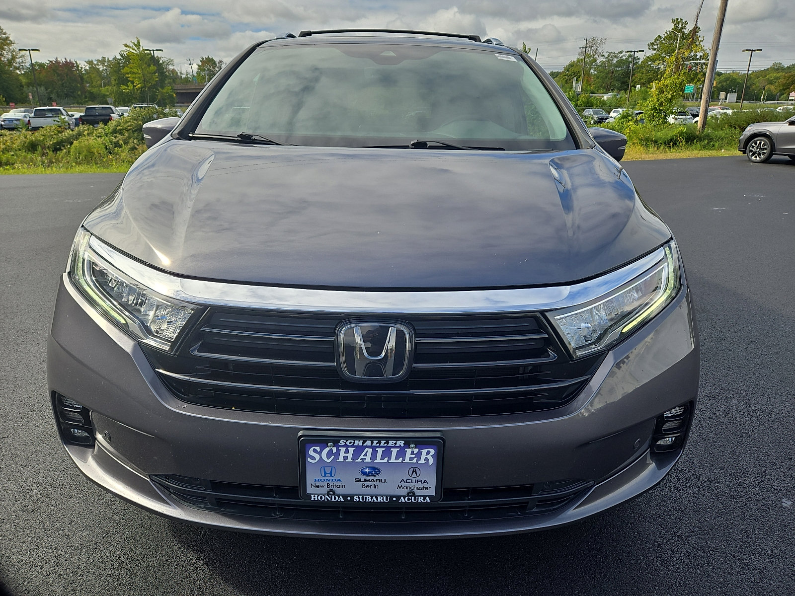 Used 2022 Honda Odyssey Touring image 2