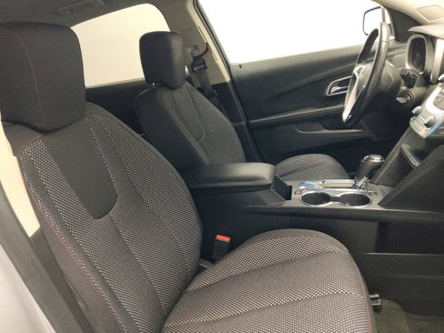 Used 2017 Chevrolet Equinox LT w/ Convenience Package image 21