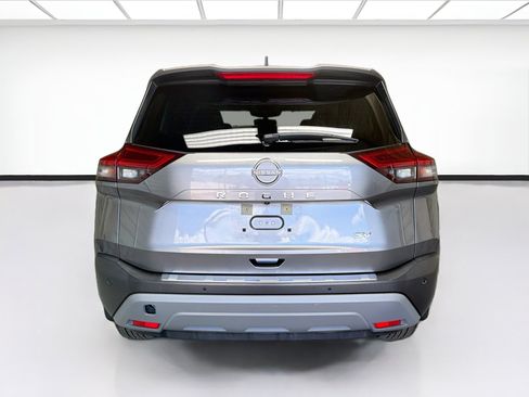 Used 2023 Nissan Rogue SV FWD image 5