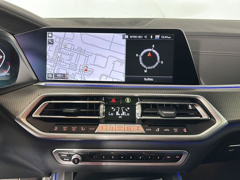 Used 2022 BMW X5 M50i AWD/4WD image 16
