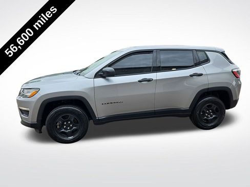 Used 2018 Jeep Compass Sport AWD/4WD image 2