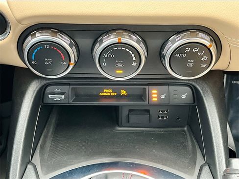 Used 2017 MAZDA MX-5 Miata RF Grand Touring image 15