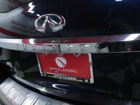 Used 2022 INFINITI QX80 Sensory w/ Cargo Package image 38