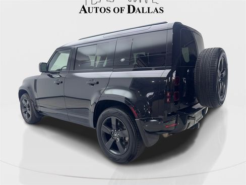 Used 2022 Land Rover Defender 110 X-Dynamic SE image 9