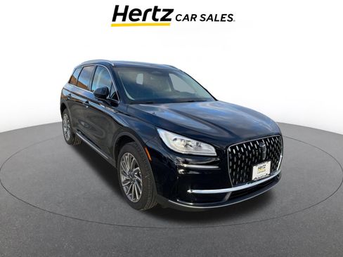 Used 2024 Lincoln Corsair Reserve image 1