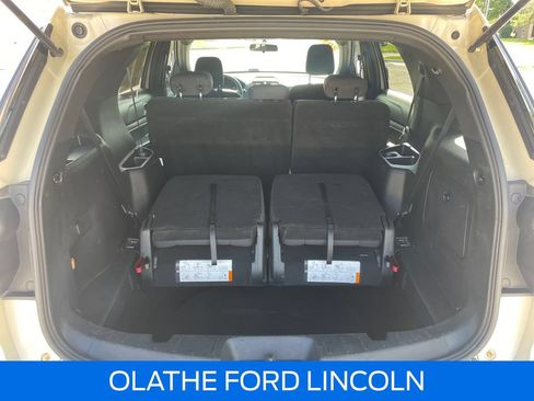 Certified 2018 Ford Explorer XLT AWD/4WD image 23