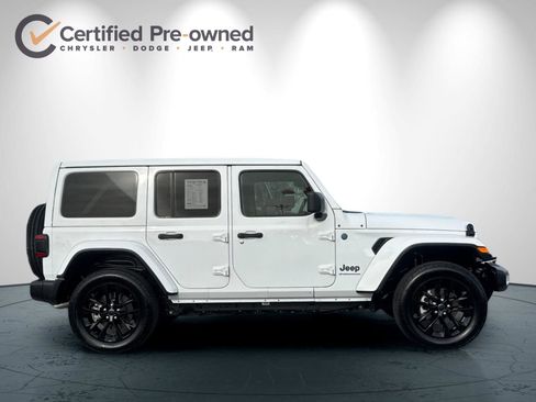 Certified 2025 Jeep Wrangler Unlimited Sahara w/ Safety Group image 3