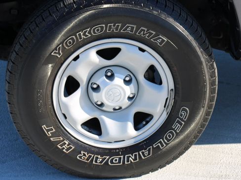 Certified 2023 Toyota Tacoma SR image 10