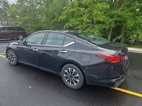 Used 2020 Nissan Altima 2.5 S FWD image 4