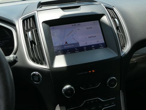Used 2020 Ford Edge SEL AWD/4WD image 19