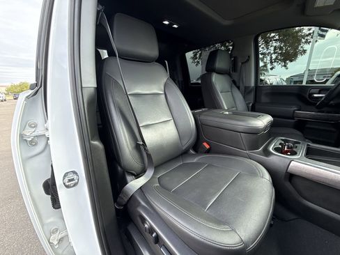 Used 2022 Chevrolet Silverado 2500 LTZ w/ LTZ Convenience Package image 28