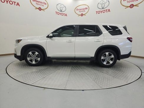 Used 2025 Honda Pilot EX-L image 5