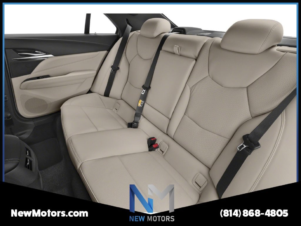 Used 2023 Cadillac CT4 Luxury w/ Cold Weather Package AWD/4WD image 17
