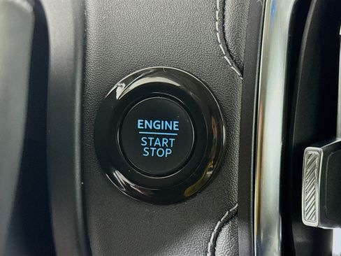Used 2025 Ford Expedition Platinum AWD/4WD image 19
